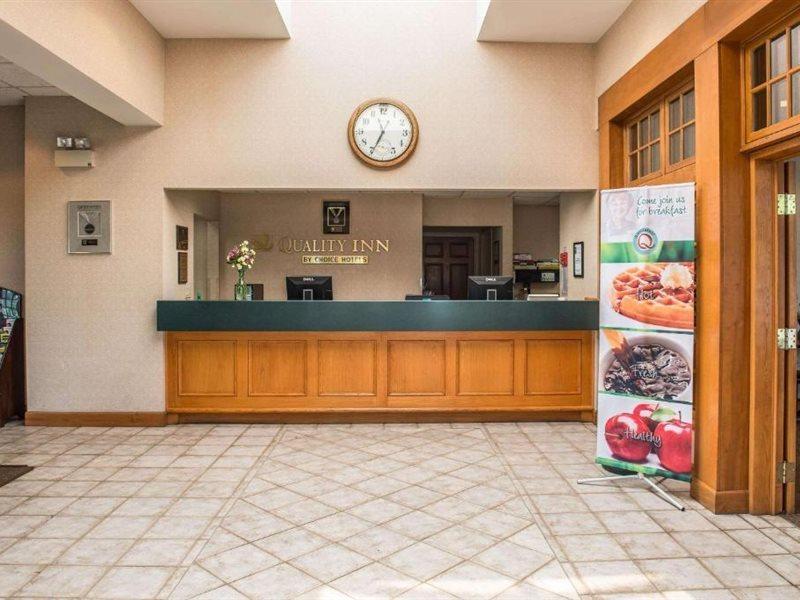 Inn Quality Pittsburgh Airport Oakdale