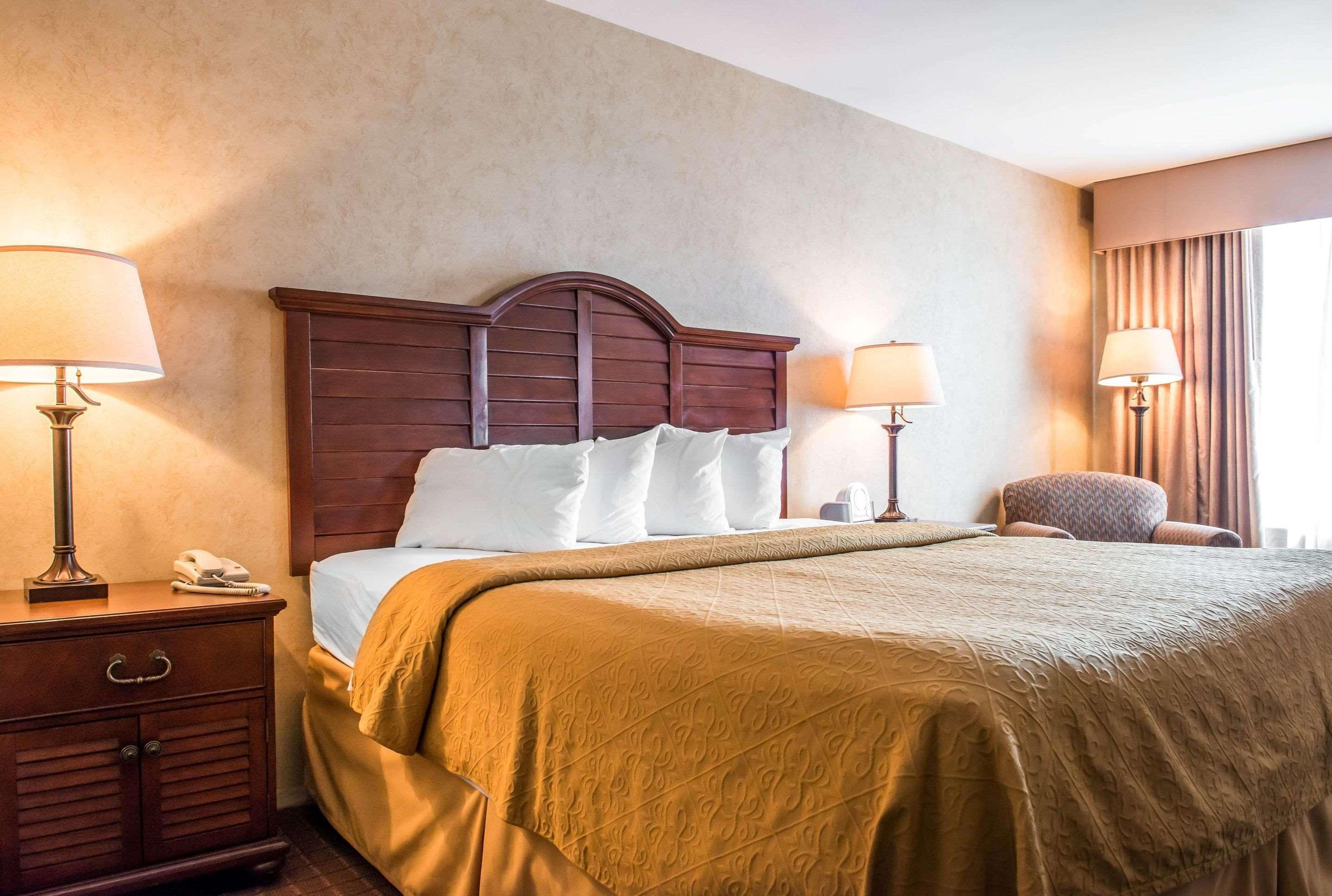 Quality Pittsburgh Airport Inn